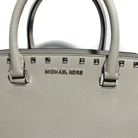 MICHAEL KORS Gray Selma Stud Saffiano Leather Bag - Picture 4 of 11